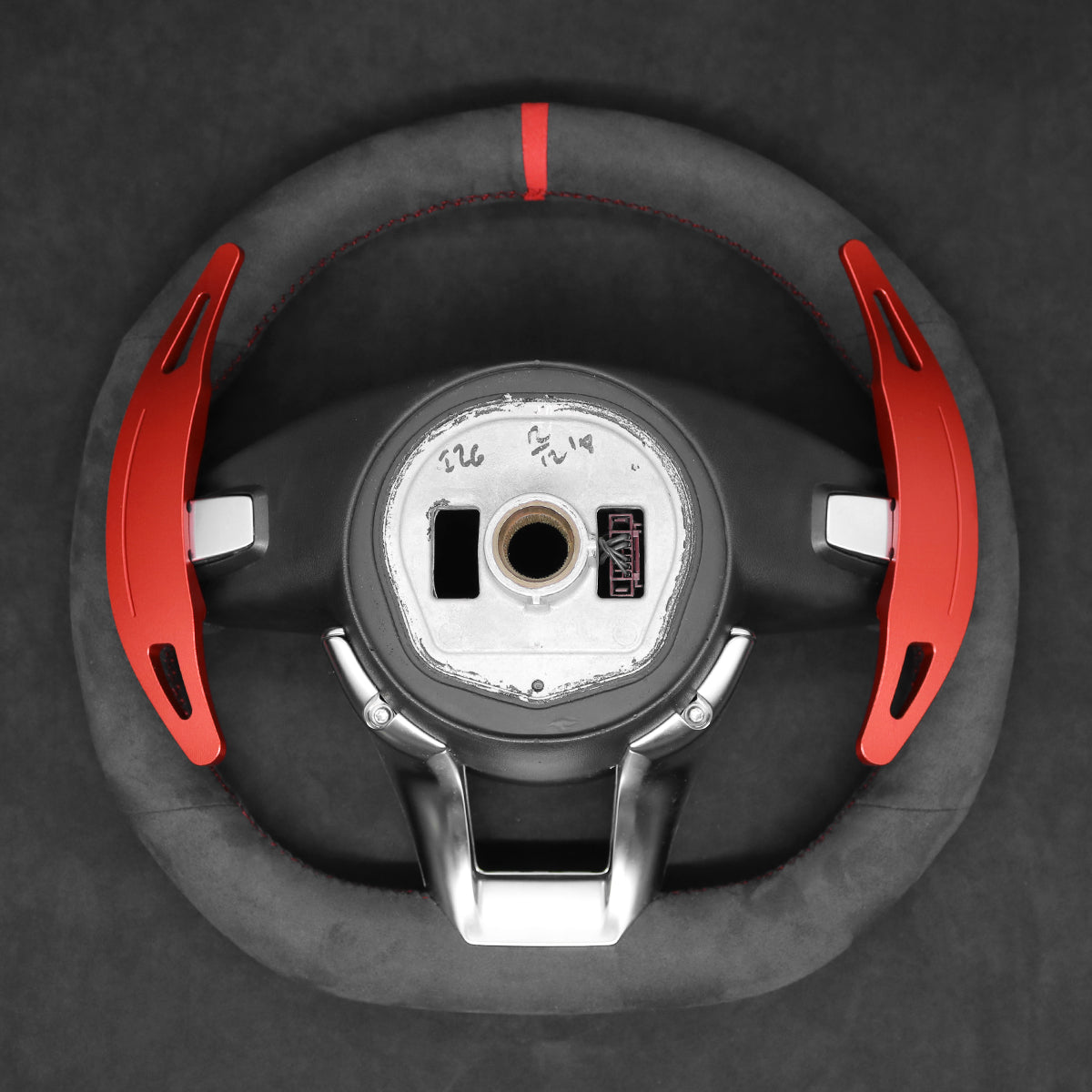 Schaltwippen für Mercedes Benz AMG C190 / C117 / C218 / C253 / W166 / W205 / W213 / W222 / R172 / R190 / X166 / X253 2015-2020 - Mewant.de