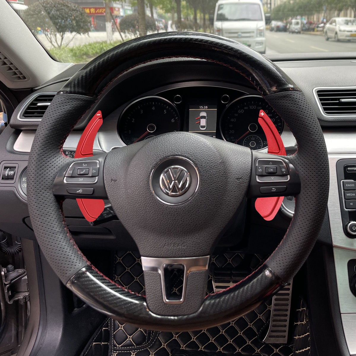 Schaltwippen für Volkswagen Tiguan / Golf / CC / Passat / Touran / Jetta / Sharan / EOS / Caddy / Amarok / California / Caravelle 2009-2016 - Mewant.de