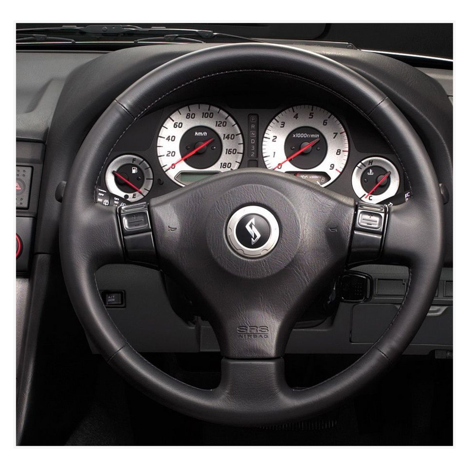MEWANT Lenkradbezug für Nissan Skyline GT-R R34 1998-2002 / 200SX S15 2001-2002 / Silvia S15 1999-2000 - Mewant.de