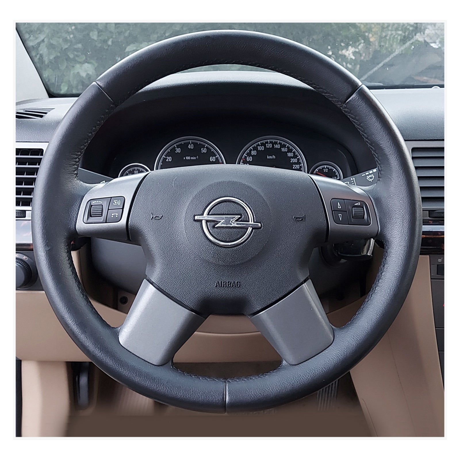 MEWANT Lenkradbezug für Opel Vectra C / Signum 2003-2005 - Mewant.de