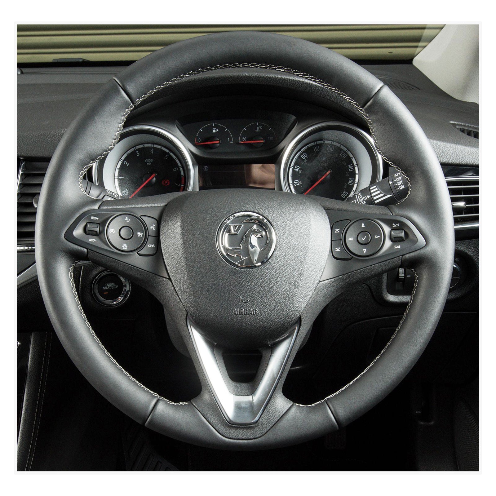 MEWANT Lenkradbezug für Opel Astra K / Corsa E / Crossland X / Grandland X / Insignia CT B / Zafira C 2016-2019 - Mewant.de
