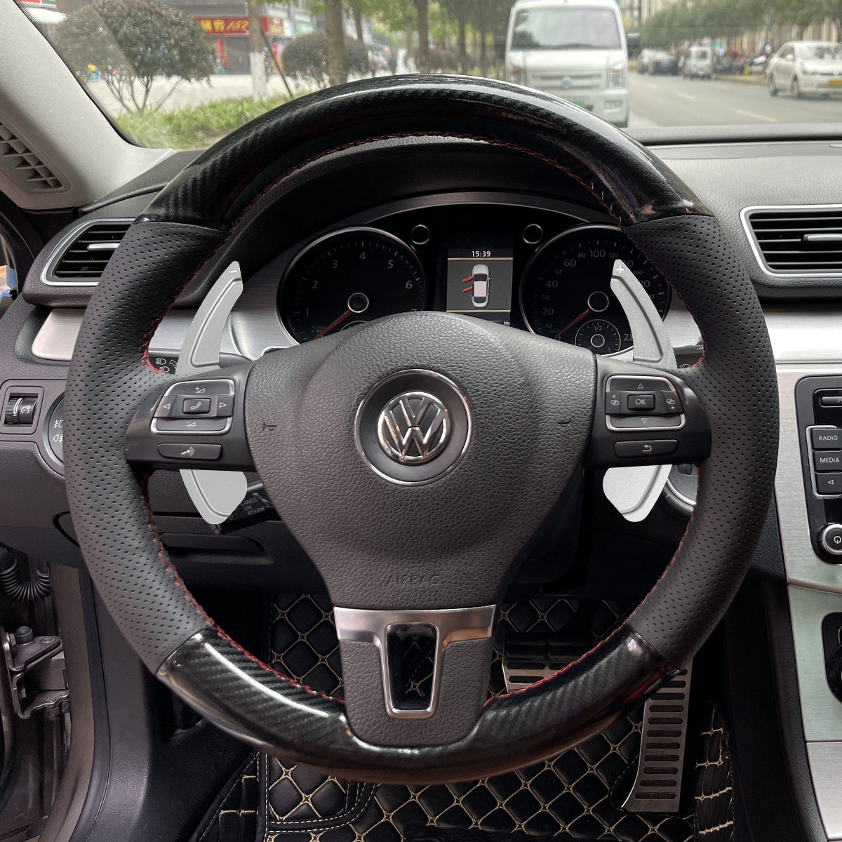 Schaltwippen für Volkswagen Tiguan / Golf / CC / Passat / Touran / Jetta / Sharan / EOS / Caddy / Amarok / California / Caravelle 2009-2016 - Mewant.de