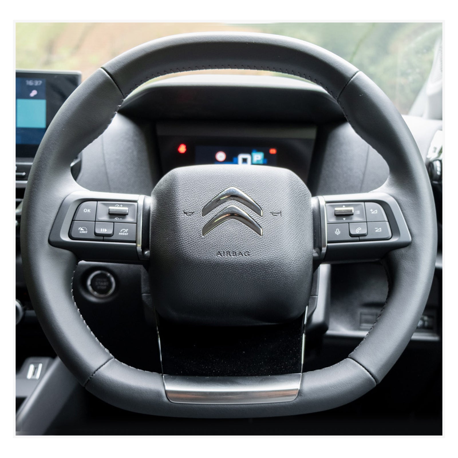 MEWANT Lenkradbezug für Citroen C4 2020-2022 / C5 X 2022 - Mewant.de