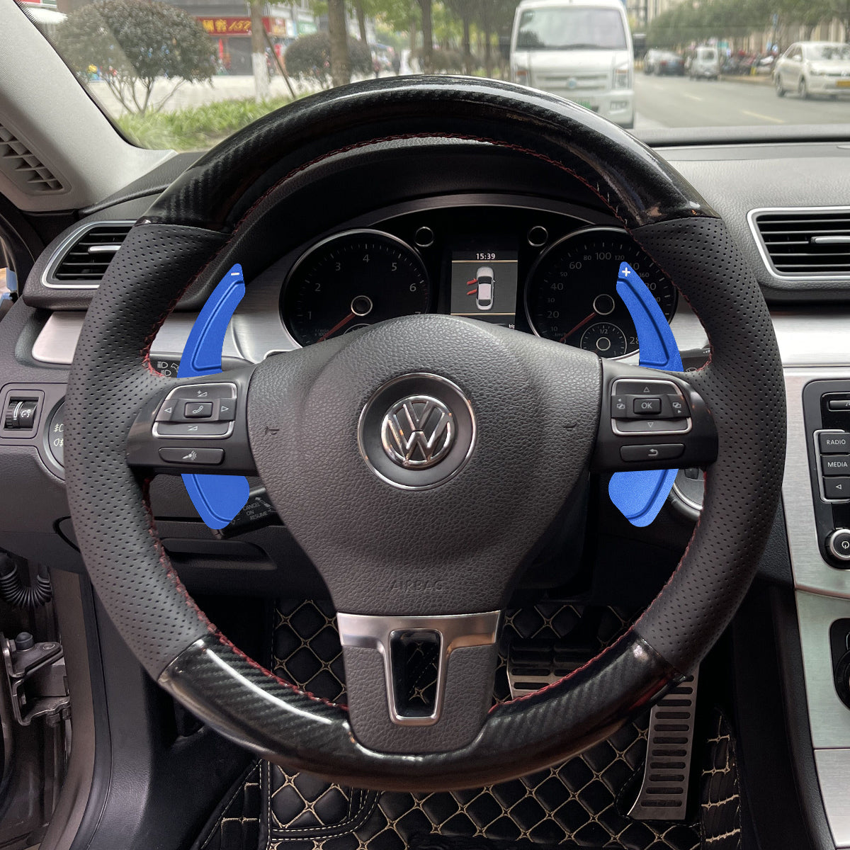 Schaltwippen für Volkswagen Tiguan / Golf / CC / Passat / Touran / Jetta / Sharan / EOS / Caddy / Amarok / California / Caravelle 2009-2016 - Mewant.de