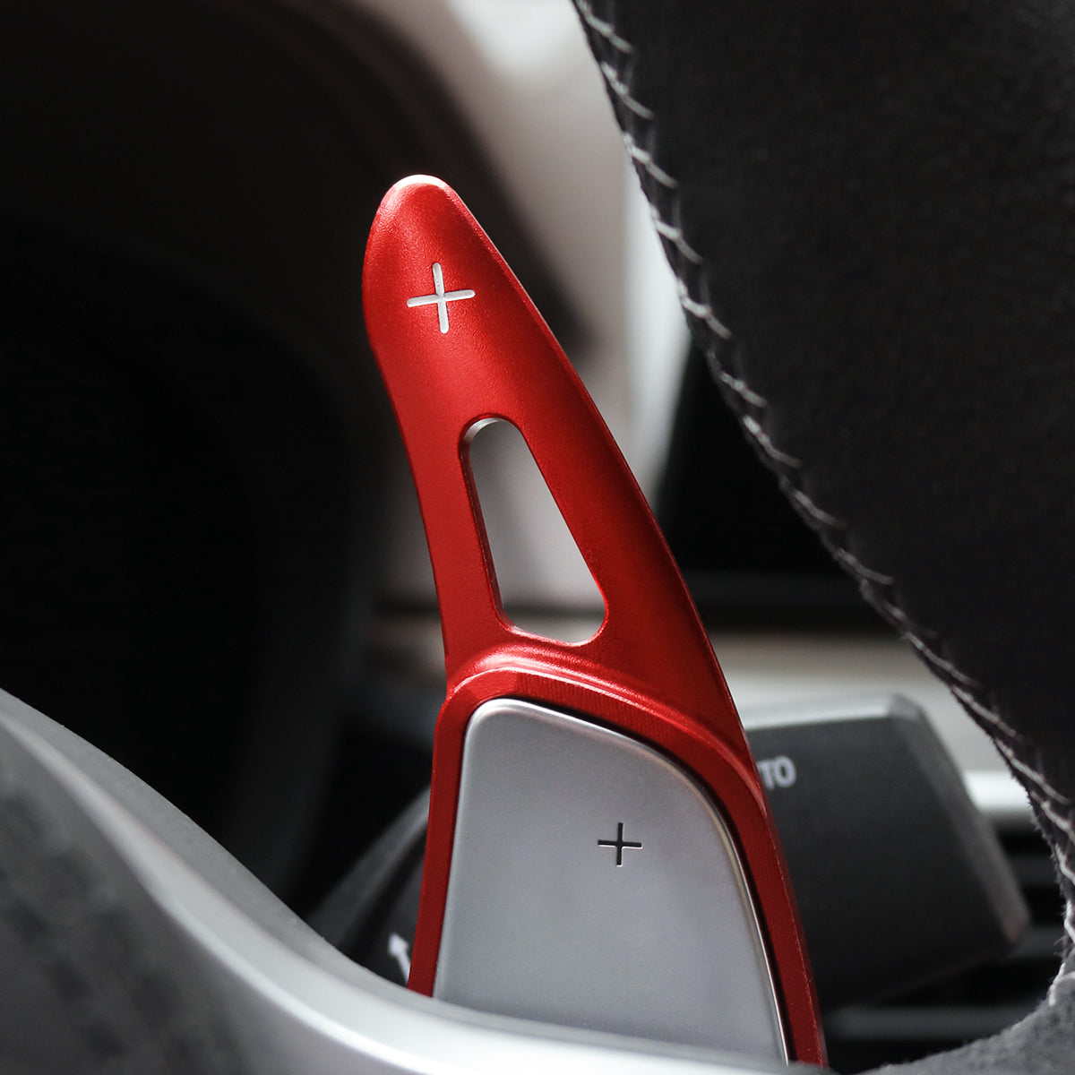 Schaltwippen für BMW M3 / M4 / M5 / M8 / X4 / X5 / X6 M 2019-2023 - Mewant.de