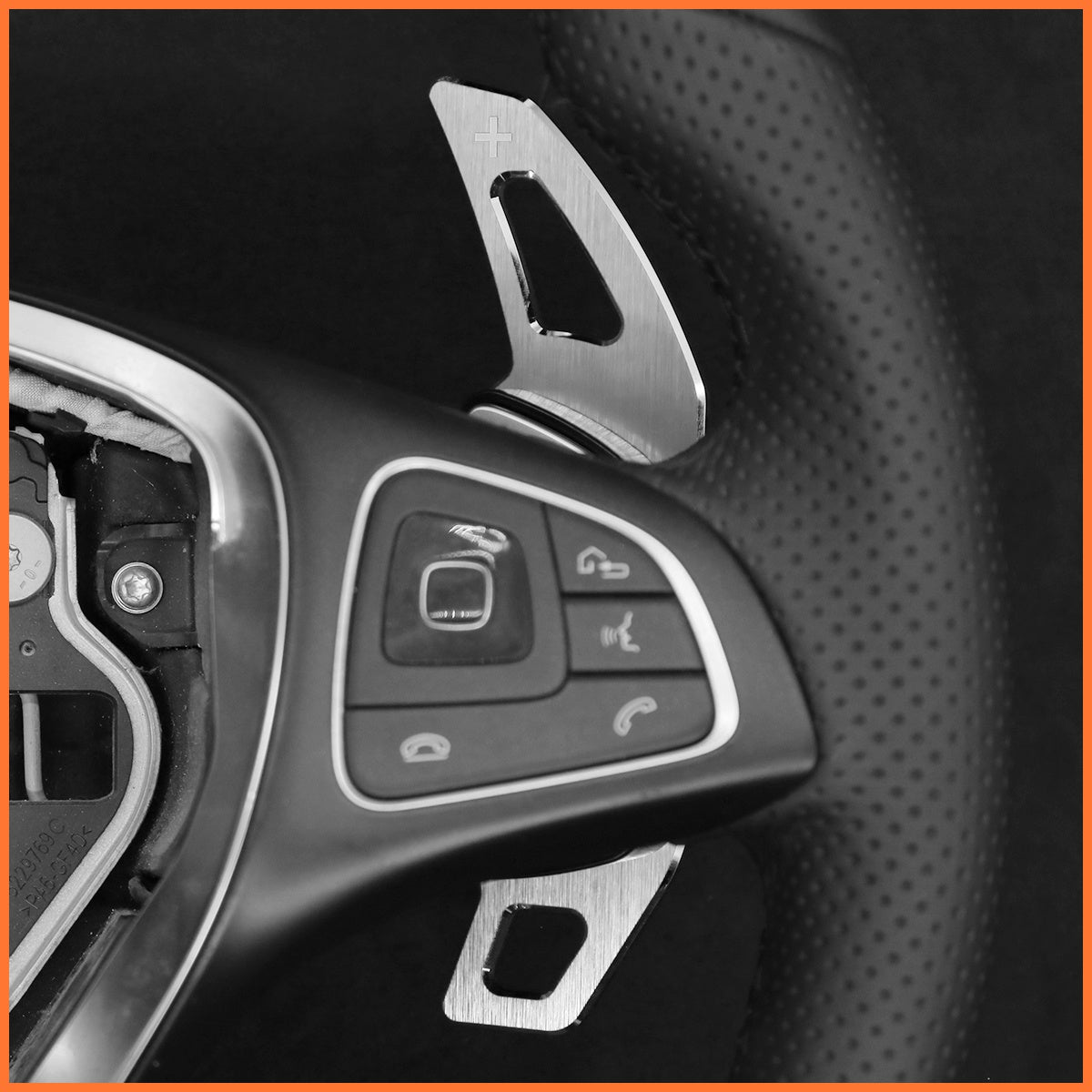Schaltwippen für Mercedes Benz C117 / C218 / W176 / W205 / W213 / W218 / W246 / W253 / W447 / X166 / X253 2014-2023 - Mewant.de