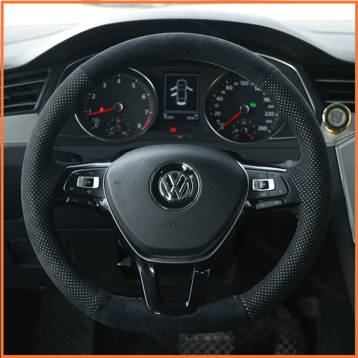 MEWANT Lenkradbezug für VW Golf / Passat / Tiguan / Touareg / Caddy / Crafter 2017-2021 - Mewant.de