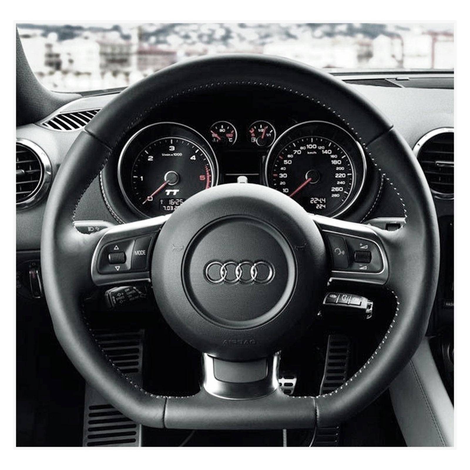 MEWANT Lenkradbezug für Audi R8 2008-2010 / Audi TT 2008-2015 - Mewant.de