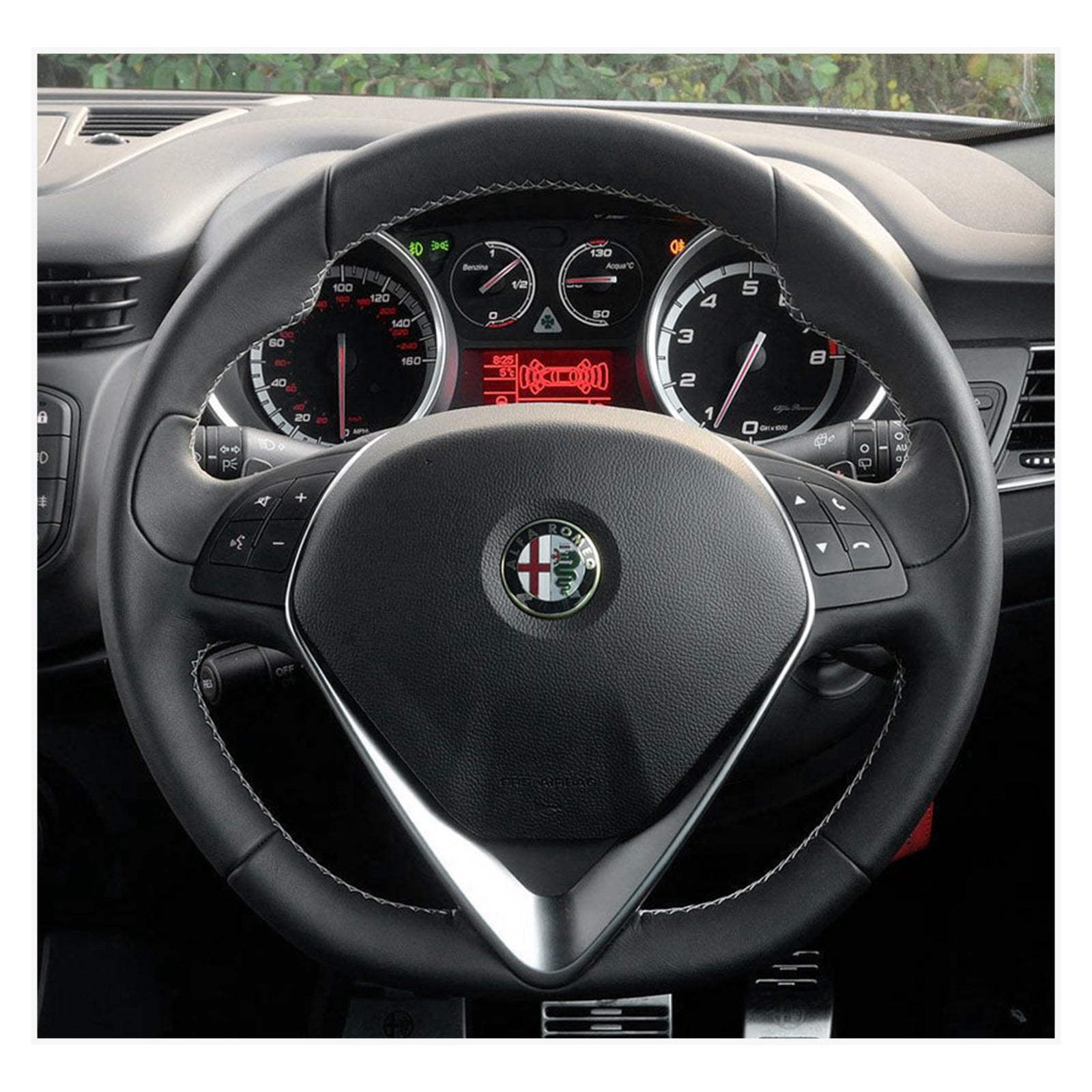 MEWANT Lenkradbezug für Alfa Romeo Giulietta 2014-2021 / MiTo 2014-2019 - Mewant.de